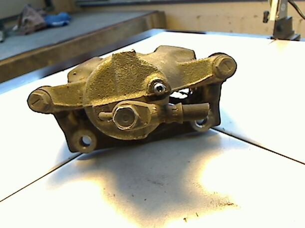 Foto: BREMSSATTEL VORN RECHTS eines Citroen C1 1.0