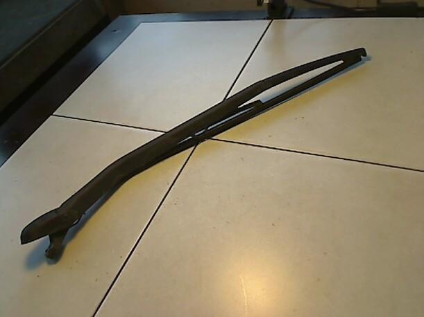 Foto: SCHEIBENWISCHERARM HINTEN eines Fiat Punto 60