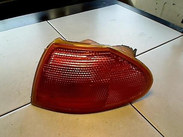 Foto: BLINKER/ BLINKLEUCHTE LINKS eines Opel Astra