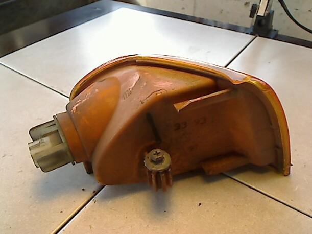Foto: BLINKER/ BLINKLEUCHTE LINKS eines Opel Astra