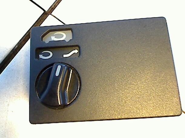 Foto: SCHALTER HEIZUNG eines VW Caravelle C T4