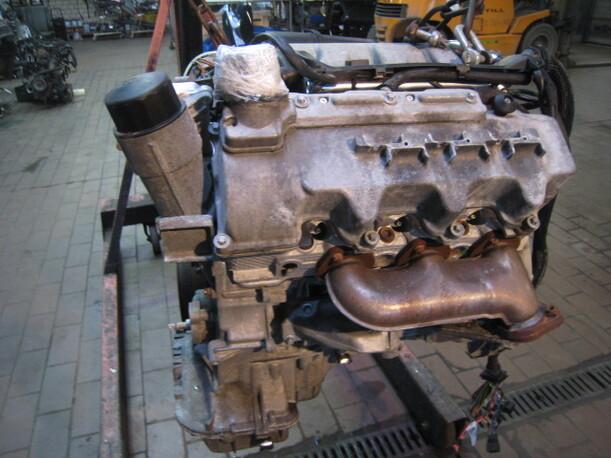 Foto: MOTOR 112941 (UNGEPRÜFT) eines Mercedes-Benz E 320 T