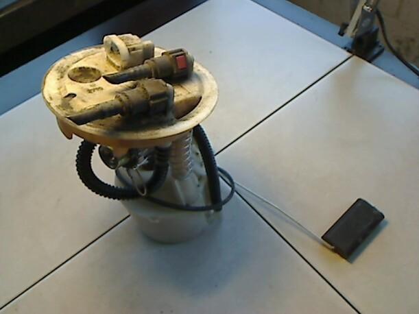 Foto: KRAFTSTOFFPUMPE eines Renault Megane 1.6
