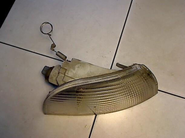 Foto: BLINKER VORN RECHTS eines Fiat Punto 55