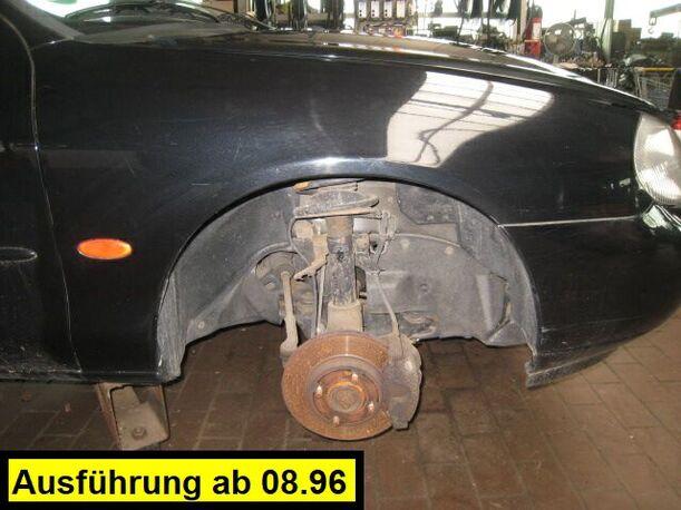 Foto: KOTFLÜGEL RECHTS eines Ford Mondeo Turnier 16V