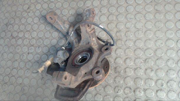 Foto: ACHSSCHENKEL VORNE LINKS eines Opel Corsa 12V