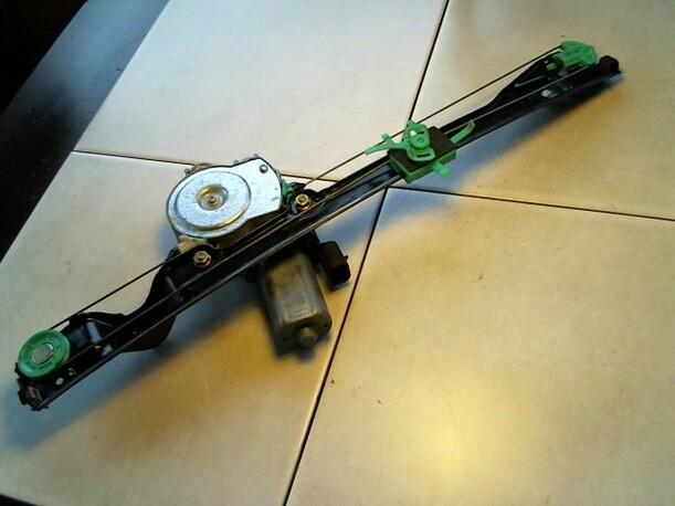 Foto: FENSTERHEBER ELEKTR. VORN RECHTS (4/5-TÜRER) eines Fiat Punto 1.2