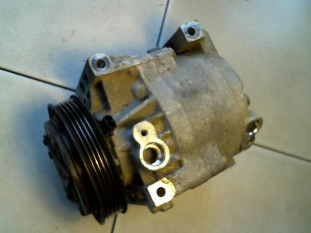 Foto: KOMPRESSOR KLIMAANLAGE eines Fiat Punto 1.2