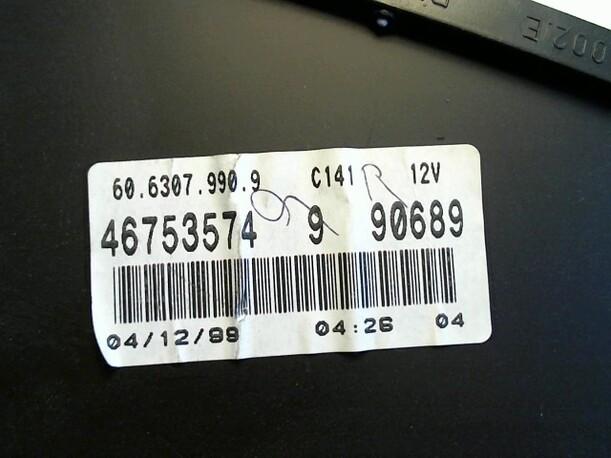 Foto: TACHOEINHEIT eines Fiat Punto 1.2