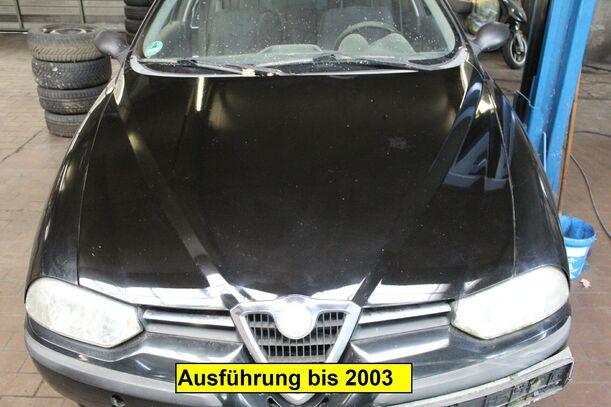 Foto: MOTORHAUBE eines Alfa Romeo 156 Sportwagon 1.6 Twin Spark