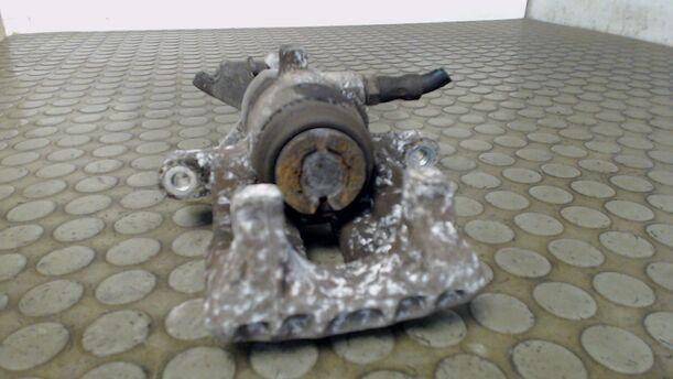 Foto: BREMSSATTEL HINTEN RECHTS (ZUBEHÖR) eines Alfa Romeo 156 Sportwagon 1.6 Twin Spark