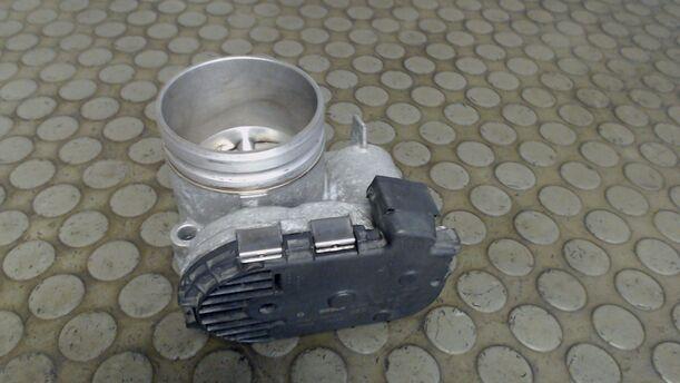 Foto: DROSSELKLAPPENSTUTZEN BOSCH eines Alfa Romeo 156 Sportwagon 1.6 Twin Spark