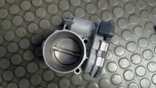 Foto: DROSSELKLAPPENSTUTZEN BOSCH eines Alfa Romeo 156 Sportwagon 1.6 Twin Spark