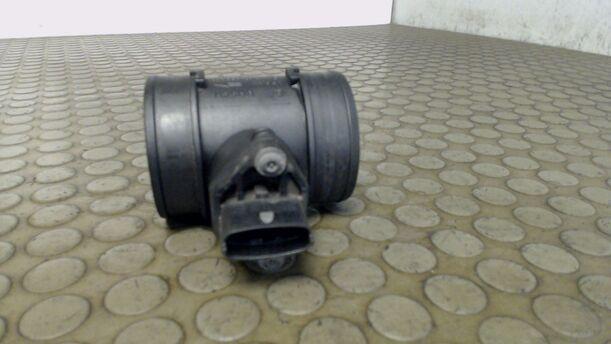 Foto: LUFTMASSENMESSER BOSCH eines Alfa Romeo 156 Sportwagon 1.6 Twin Spark