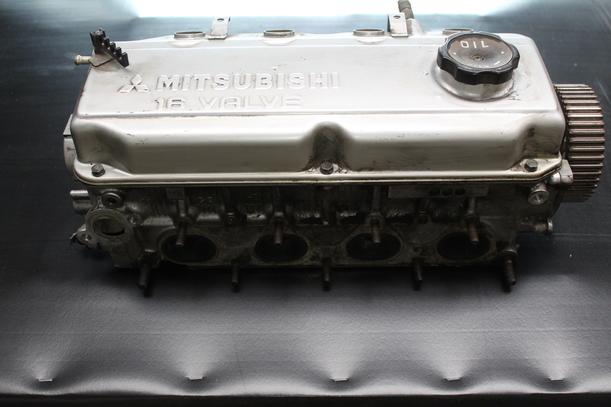 Foto: ZYLINDERKOPF MG93 eines Mitsubishi Galant 1800