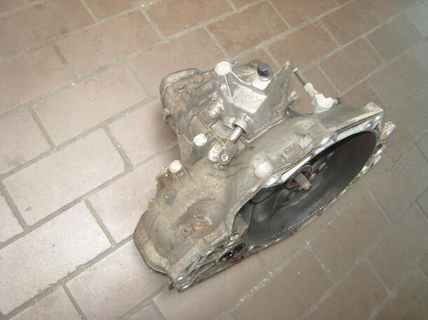 Foto: SCHALTGETRIEBE F13 W3,94 eines Opel Vectra 1.6