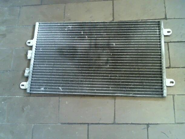 Foto: KONDENSATOR KLIMAANLAGE eines Alfa Romeo 147 1.6 Twin Spark