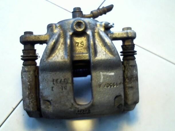Foto: BREMSSATTEL VORN LINKS eines Nissan Micra 1.2