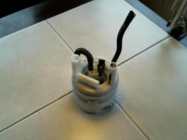 Foto: KRAFTSTOFFPUMPE eines Nissan Micra 1.2