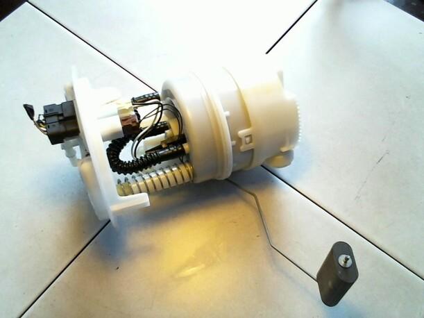 Foto: KRAFTSTOFFPUMPE eines Peugeot 307 110