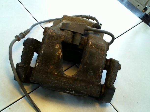 Foto: BREMSSATTEL VORN LINKS eines Mercedes-Benz E 240