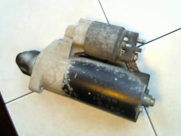 Foto: ANLASSER / STARTER BOSCH eines Mercedes-Benz E 240