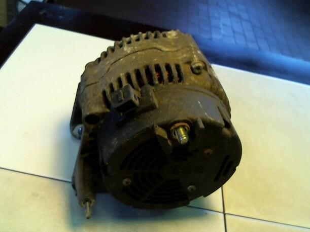 Foto: LICHTMASCHINE eines Skoda Felicia Combi 1.6