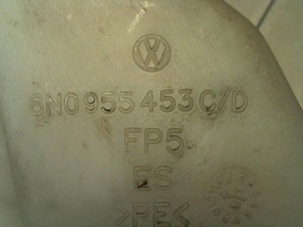 Foto: SCHEIBENWASCHBEHÄLTER eines VW Lupo 1.2 TDI 3L
