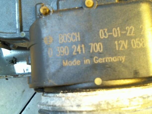 Foto: SCHEIBENWISCHERMOTOR VORN eines Citroen C5 Kombi 3.0 V6