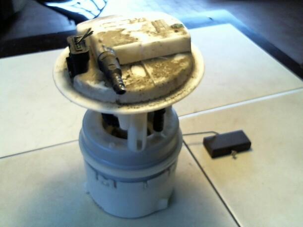 Foto: KRAFSTOFFPUMPE eines Citroen C5 Kombi 3.0 V6