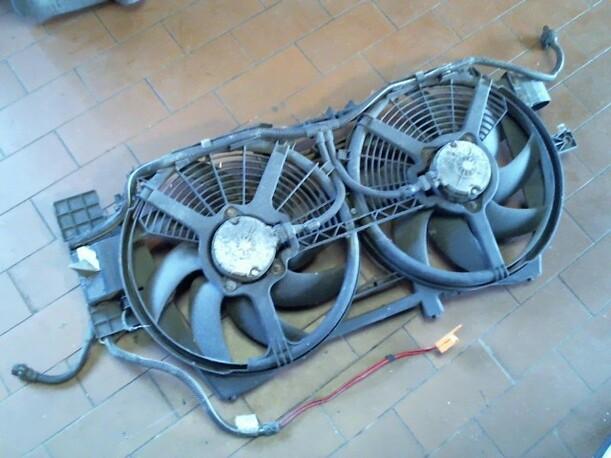 Foto: ELEKTROLÜFTER eines Renault Laguna Grandtour 1.8
