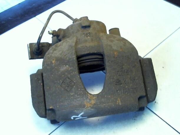 Foto: BREMSSATTEL VORN RECHTS eines Renault Laguna Grandtour 2.2 dCi
