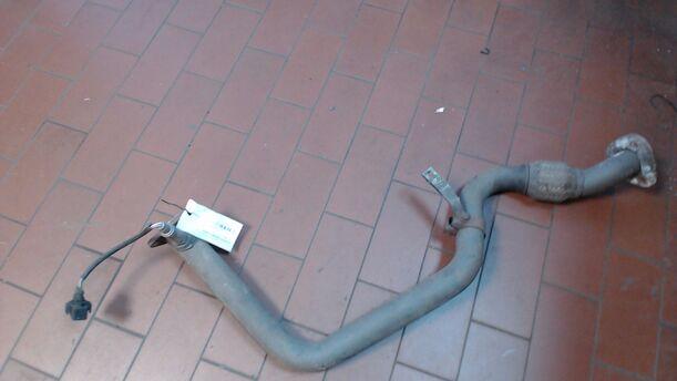 Foto: AUSPUFFROHR VORN eines Seat Ibiza 1.4i