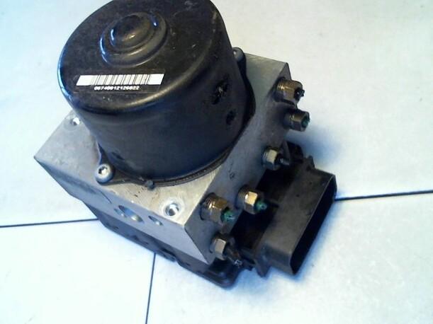 Foto: HAUPTBREMSAGGREGAT ABS eines Renault Twingo 1.2 16V