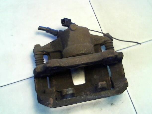 Foto: BREMSSATTEL VORN LINKS eines Fiat Stilo Multi Wagon 1.6 16V