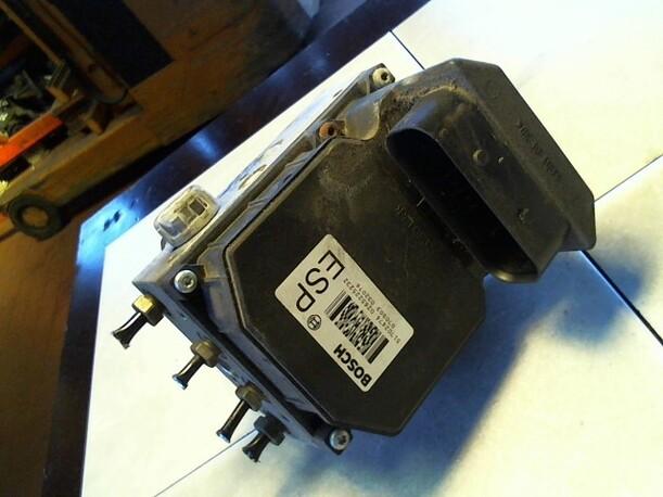 Foto: HAUPTBREMSAGGREGAT ABS eines Fiat Stilo Multi Wagon 1.6 16V