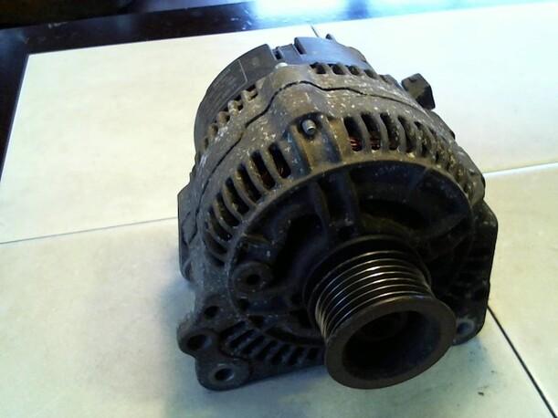 Foto: LICHTMASCHINE eines VW Golf 1.4