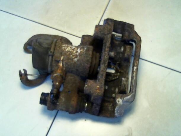 Foto: BREMSSATTEL HINTEN LINKS eines Ford Mondeo 16V