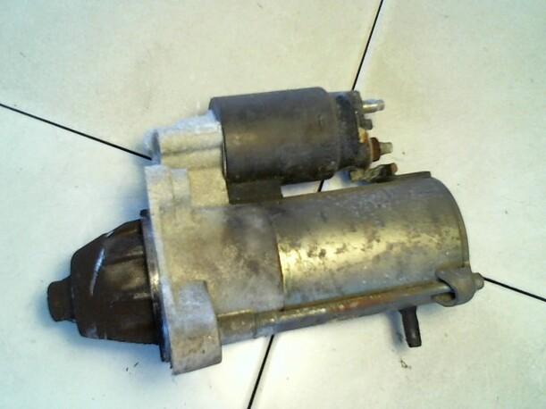 Foto: ANLASSER / STARTER eines Ford Mondeo 16V