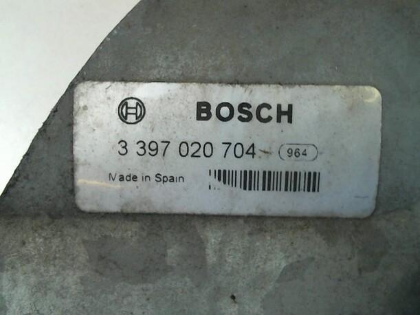 Foto: SCHEIBENWISCHERGESTÄNGE eines Citroen Xsara Picasso 1.6 HDi FAP