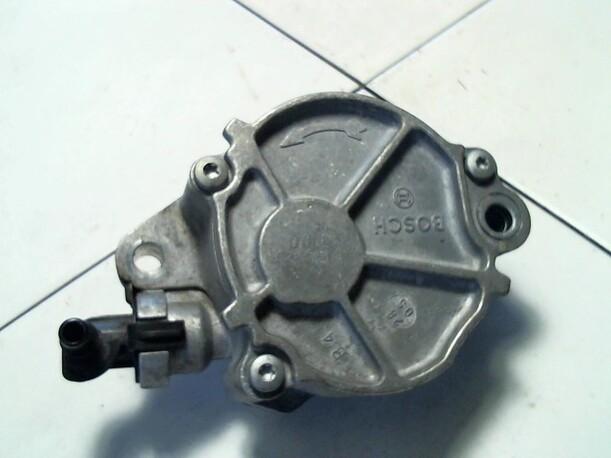 Foto: VAKUUMPUMPE eines Citroen Xsara Picasso 1.6 HDi FAP