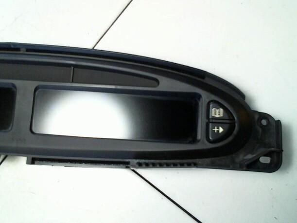 Foto: TACHOEINHEIT eines Citroen Xsara Picasso 1.6 HDi FAP