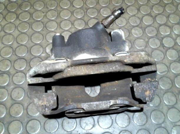 Foto: BREMSSATTEL VORN LINKS eines BMW 316i