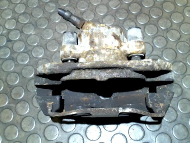 Foto: BREMSSATTEL VORN RECHTS eines BMW 316i