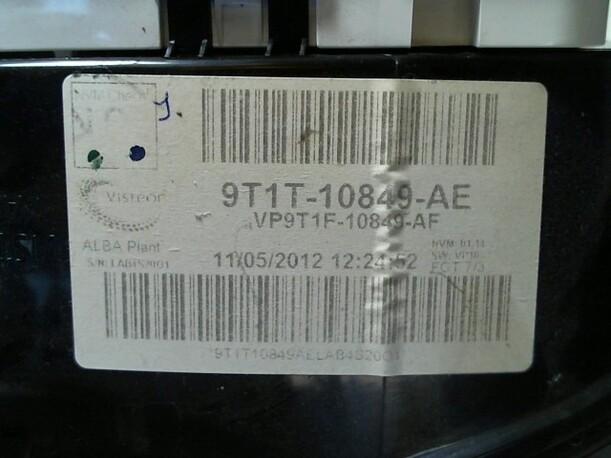 Foto: TACHOEINHEIT eines Ford Transit Connect (Lang)