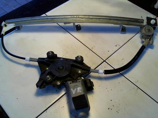 Foto: FENSTERHEBER ELEKTR. VORN RECHTS eines Alfa Romeo 156 2.0 16V Twin Spark