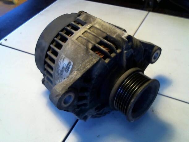 Foto: LICHTMASCHINE eines Alfa Romeo 156 2.0 16V Twin Spark