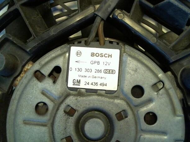 Foto: ZUSATZLÜFTER eines Opel Omega 2.2