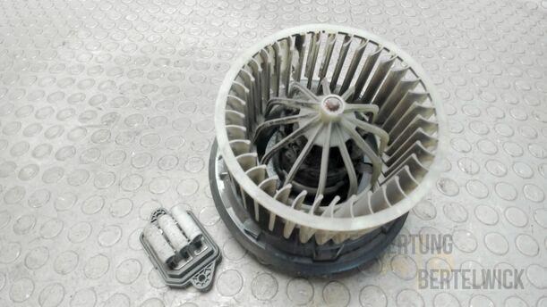Foto: HEIZUNGSGEBLÄSE eines Alfa Romeo 145 1.6 Twin Spark GSi