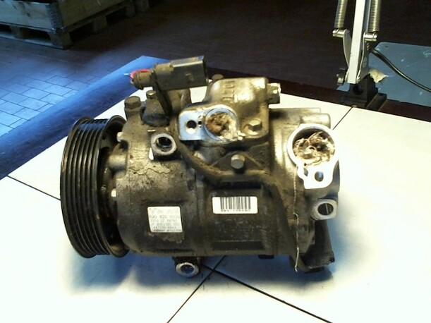 Foto: KOMPRESSOR KLIMAANLAGE eines VW Polo 1.2